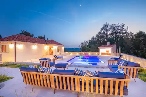 Dubrovnik, Konavle – Elegenatna rezidencija s bazenom 410 m2