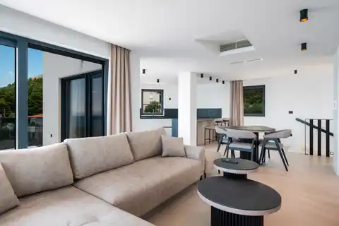 Makarska, Brela - Luxusná vila s panoramatickým výhľadom na more 317 m2