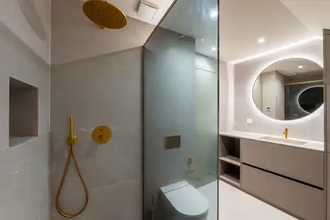 Stan 48 m² za najam — prvi najam, Centar