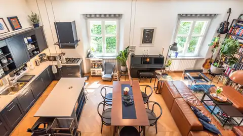 Zagabria, Città Bassa – Appartamento con tre camere, balcone e soppalco 79m2