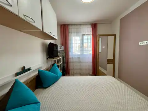 Kaštela, Kaštel Stari - Jednosoban stan s natkrivenom terasom i vrtom