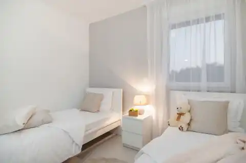 Split, Žnjan -  dvosoban s balkonom, drugi red od mora