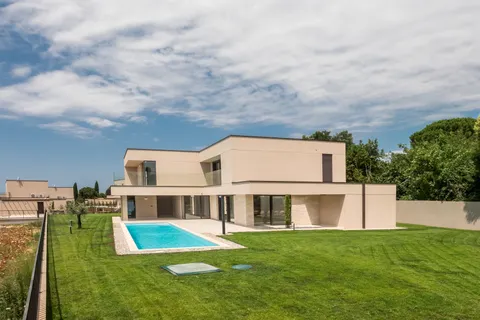 Istrie, Labinci - Luxusní vila s bazénem 303,34 m2