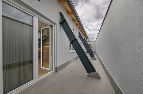 Záhreb, Centrum – Luxusný dvojpodlažný penthouse 150 m² na prenájom