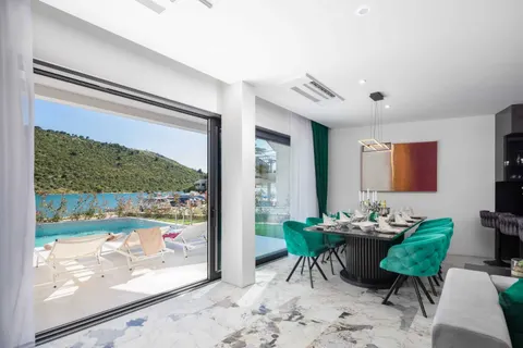 Rogoznica – Villa di lusso di 200 m2 sul mare