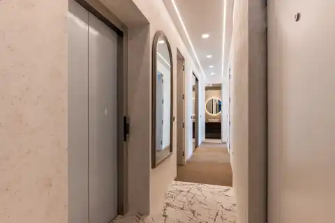 Penthouse 123 m², Maksimir — première location, ascenseur privatif, garage