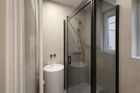 Zagreb, Centar - elegantno renoviran stan u centru grada