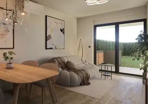 Umag – modern two-bedroom apartment with a large loggia and balcony