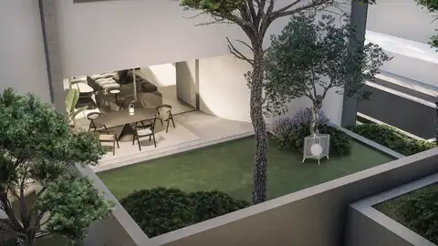 Split, Žnjan - Dvoetažan, trosoban stan s krovnom terasom i bazenom