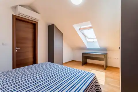 Podstrana - Three-room apartment with a terrace