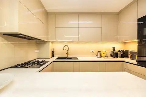 Zagreb, Malešnica - Moderan i potpuno renoviran trosoban stan