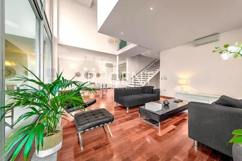 Záhřeb, Šestine - Luxusní dům s bazénem 400 m2