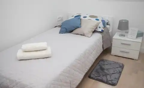 Split, Lovret - Trosoban stan s dvije loggie i pogledom na grad