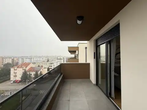 Загреб, Шпанско - трехкомнатная квартира в новостройке