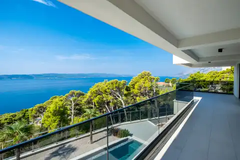 Makarska, Brela - Luksuzna vila s panoramskim pogledom na more 317 m2