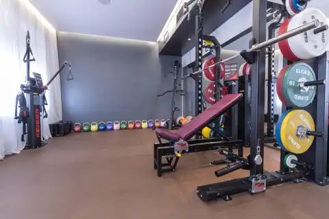 Záhřeb, Donji grad – Prostorný byt s potenciálem