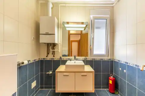 Zagreb, Remete – Trosoban stan 82 m² s loggiom
