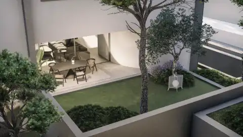 Split, Žnjan - Dvoetažni, četverosobni stan sa pogledom na more