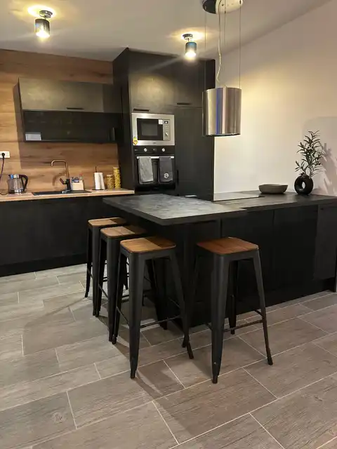 Zagreb, Center - stan 68 m², 3-sobno, renoviran 2025, shramba