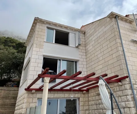 Dubrovnik, StariGrad – Atraktivna moderna vila s pogledom na grad