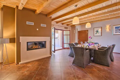 Istria, Svetvinčenat - Bellissima casa con piscina
