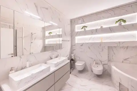 Záhřeb, Jelenovac – Moderní třípokojový byt s velkou terasou a garáží