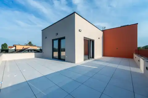 Penthouse 123 m², Maksimir — première location, ascenseur privatif, garage