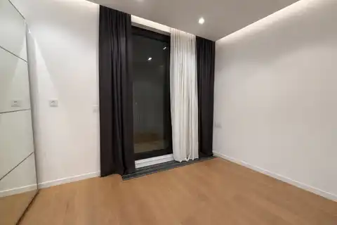 Zagreb, Donje Svetice – dizajnersko štirisobno stanovanje s parkirnim mestom