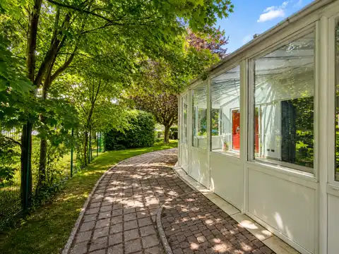 Зал 1100 м² в аренду, Бузин — офисные помещения, парковка
