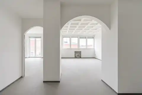 Zagreb, Centar - četverosoban stan u Kući Hirschl