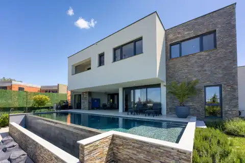 Istra, Buje - Vila sa bazenom, spa zonom i vrtom
