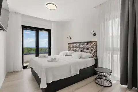 Zadar, Rovanjska - Newly built villa with a pool and sea view