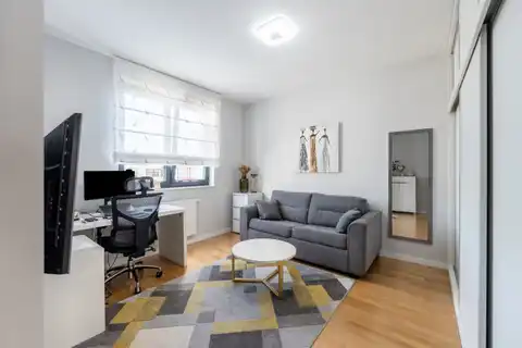 Stan 112 m², Vrbani — 3 spavaće sobe, balkon, 2 garaže
