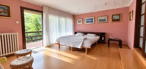 Maksimir – casa bifamiliare di 230 m² con garage