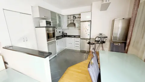 Zagreb, Špansko - Četverosoban stan 91 m2 s dvije loggie