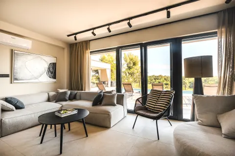 Istra, Vabriga – Moderna vila s bazenom u blizini mora