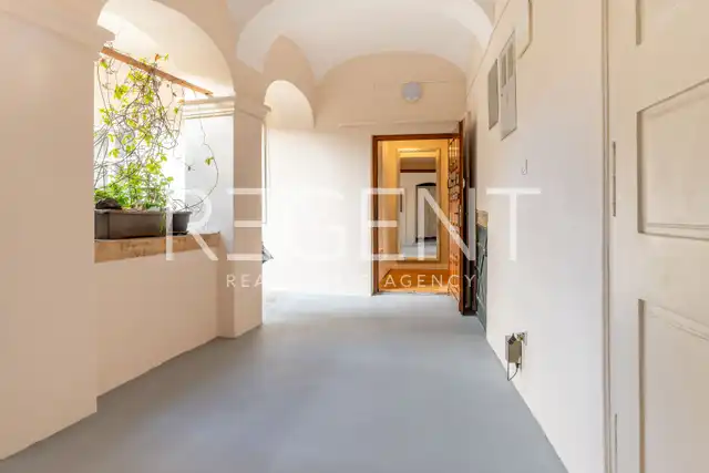 Zagabria Centro - Appartamento 92 m², primo piano, in affitto, parcheggio, sauna