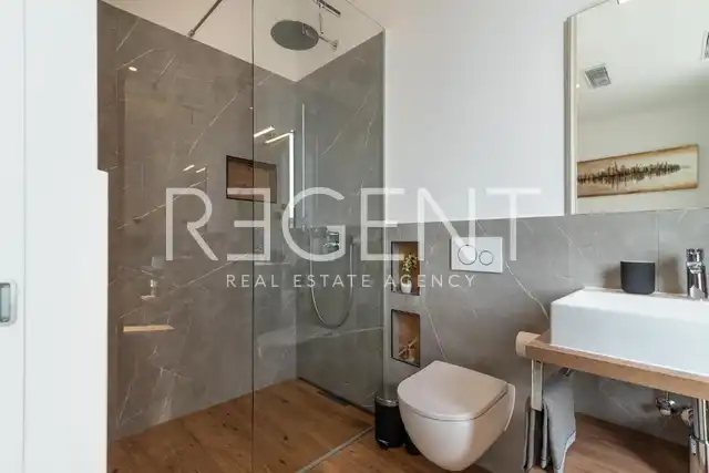 Trogir, Čiovo – Penthouse, 227 m² s 360° terasom i wellnessom