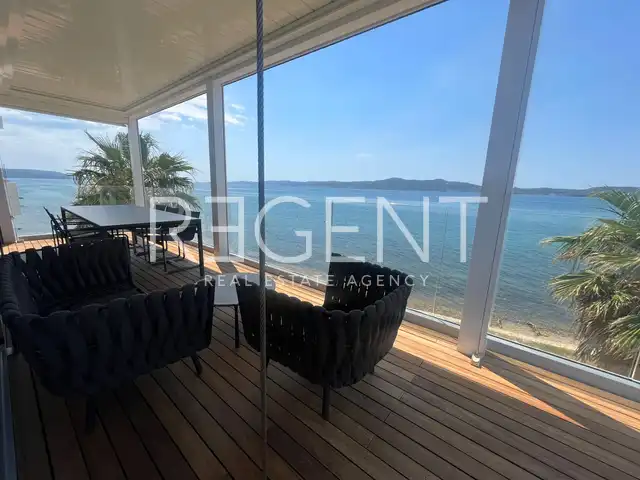 Zadar, Sukošan - Luksuzni penthouse v prvi vrsti do morja