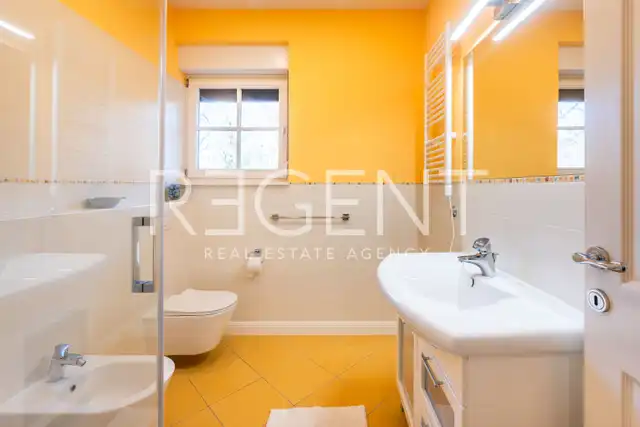 Zagreb, Remete - Spacious four-room apartment for rent