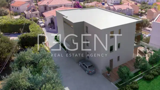 Solin, Bilankuša - Three-room apartment with a terrace