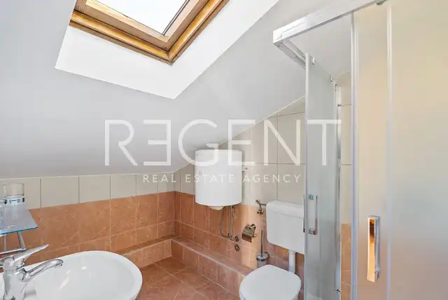 Makarska, Centrum - Apartmánový dom v blízkosti centra s hrubou plochou 186 m2