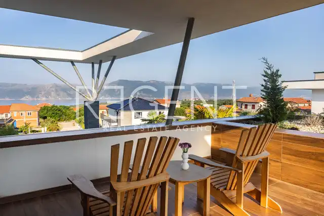 Krk, Linardići - Villa di lusso con vista mare, piscina a sfioro e sauna 350m2