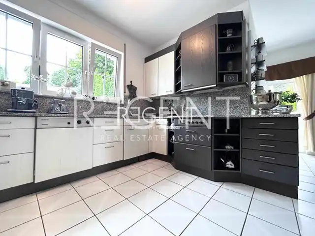 Zapresic, Donja Pusca – Exclusive family villa with a beautiful garden