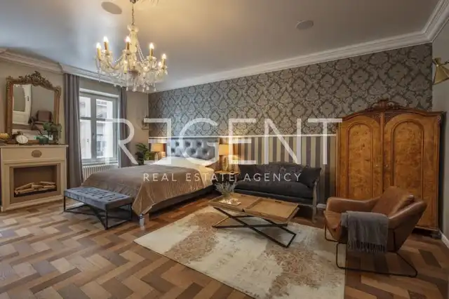 Záhreb, Frankopanská - Luxusný meštiansky byt v centre mesta 110 m2