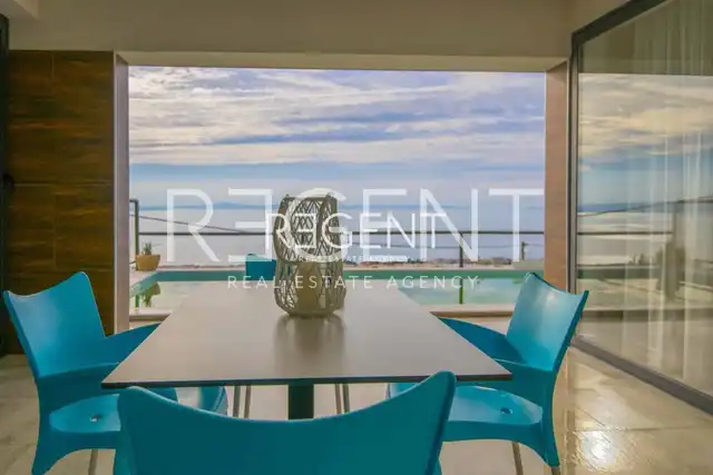 Split, Podstrana – Mestská vila s panoramatickým výhľadom