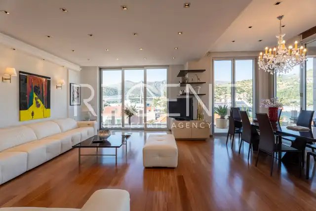 Dubrovnik, Lapad - Dva penthousea s panoramskim pogledom