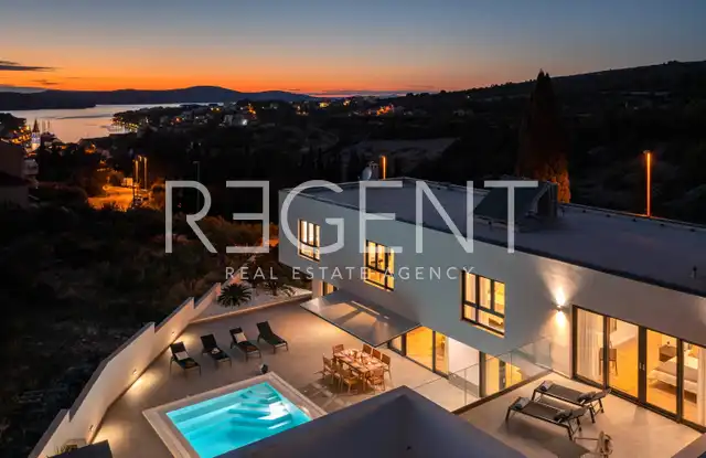 Île de Brač, Milna – Villa de luxe nouvellement construite de 370m2 avec une grande piscine d'hydromassage
