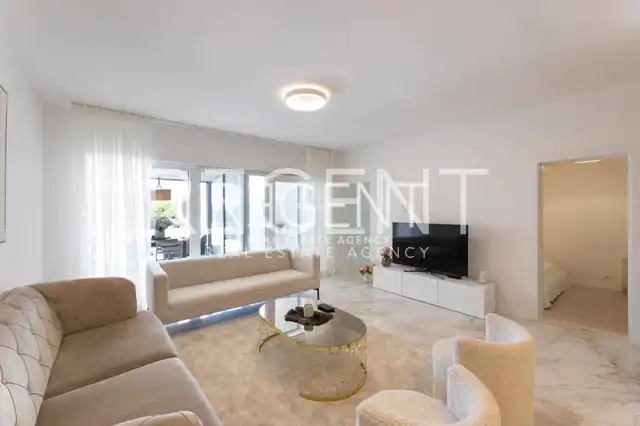 Split, Podstrana - Dvosobno stanovanje s pogledom na morje, 113 m2