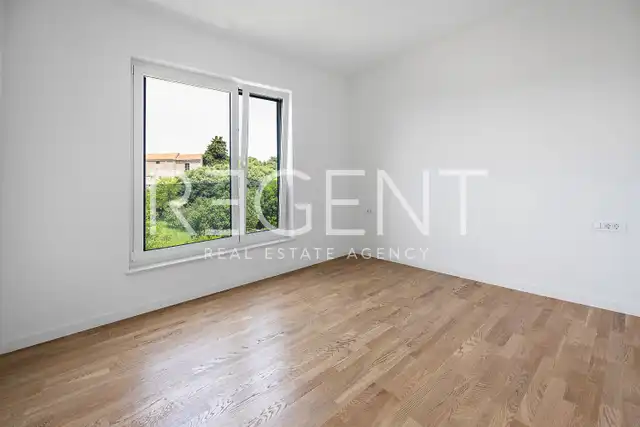 Istra, Tar - Ekskluziven penthouse s strešno teraso v novogradnji 130 m2